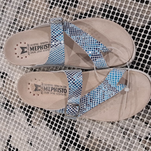 Mephisto Helen Turquoise Sandal - Picture 4 of 7